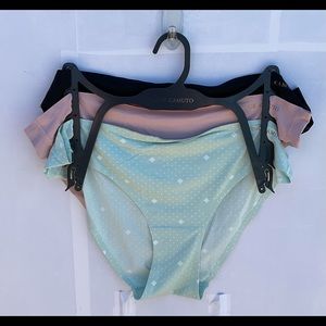 Vince camuto panties NWT